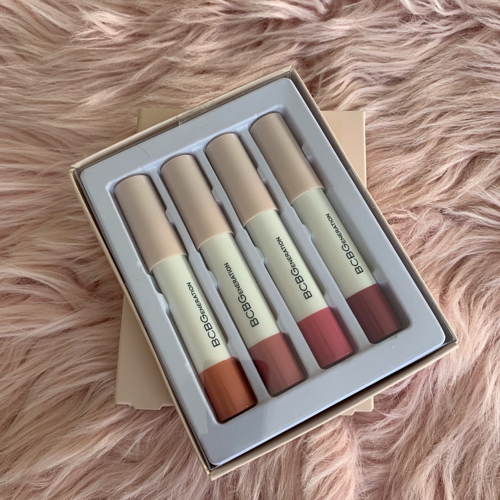🎉HP🎉 New BCBGeneration Lip Lover Velvet Matte Lipstick Crayons Set of 4